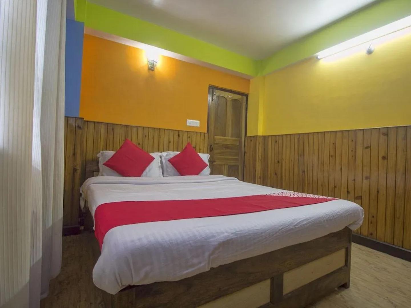 OYO 18904 Atithi Guest House