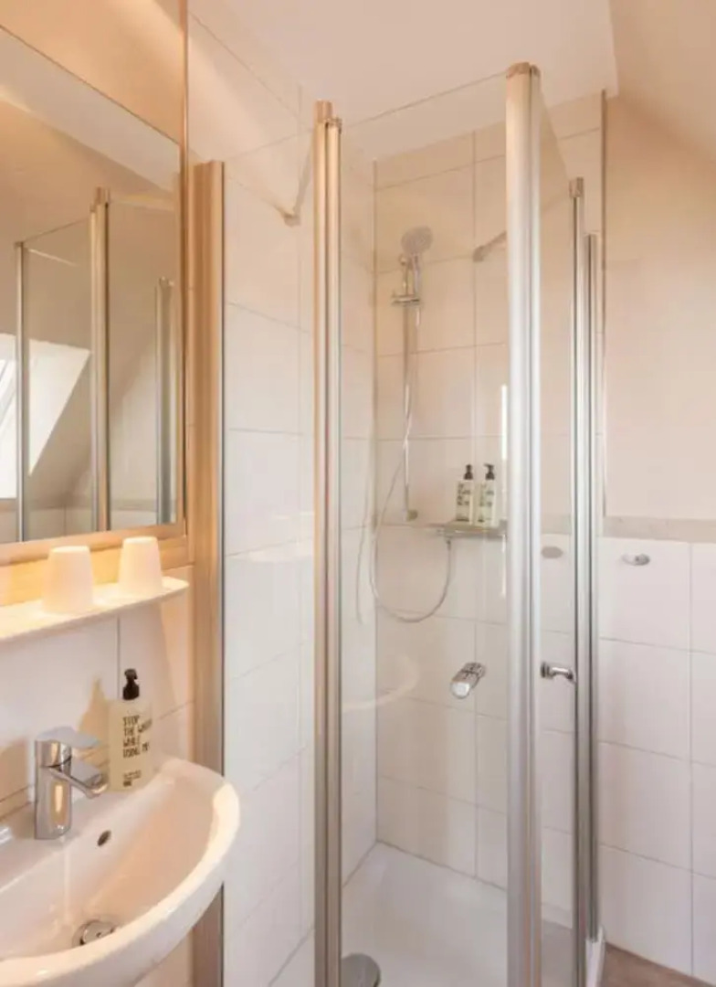 Dunenhuus Ost Modern Retreat