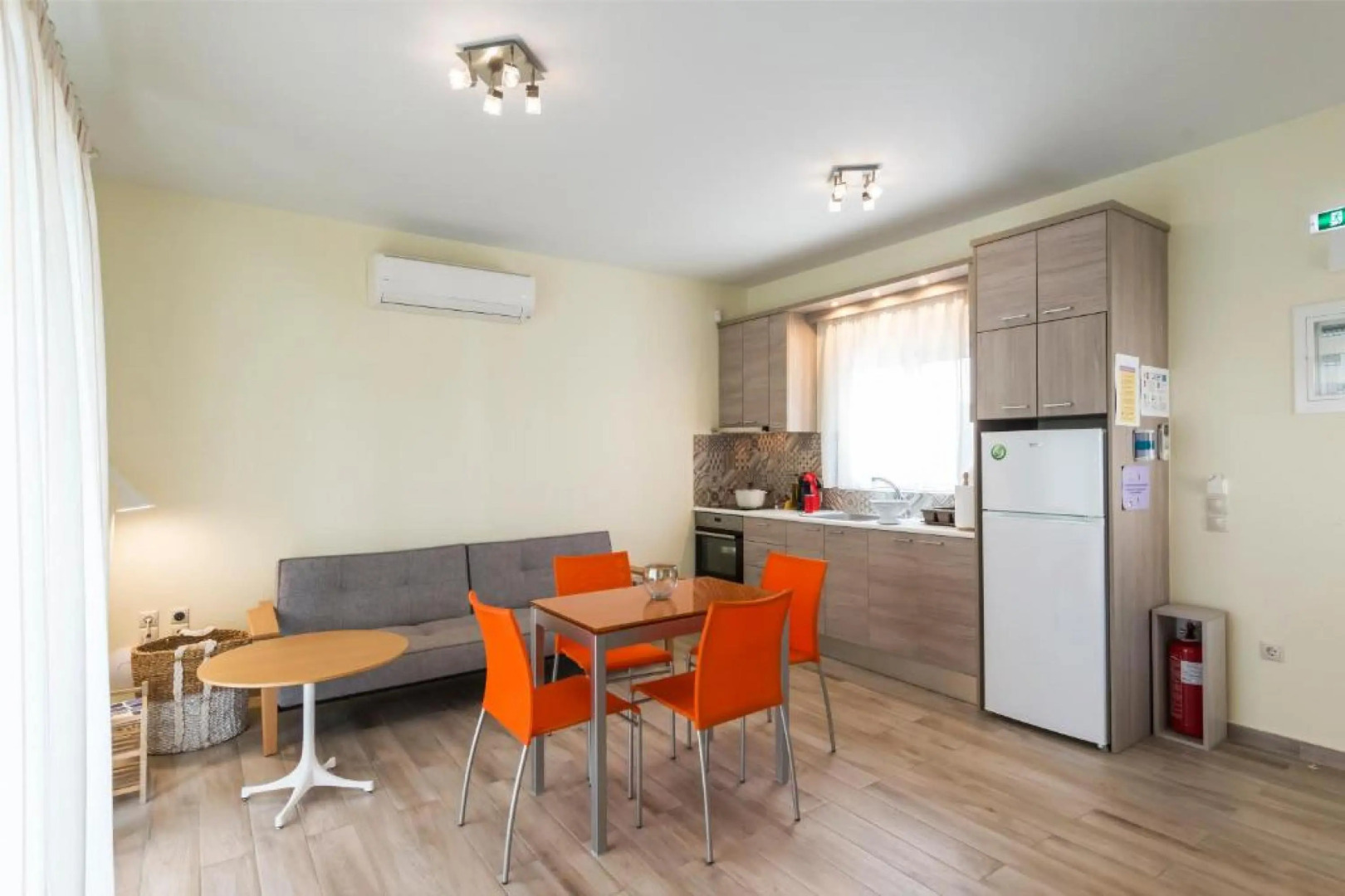 Venus Villa with Private Pool, 2min to the Beach