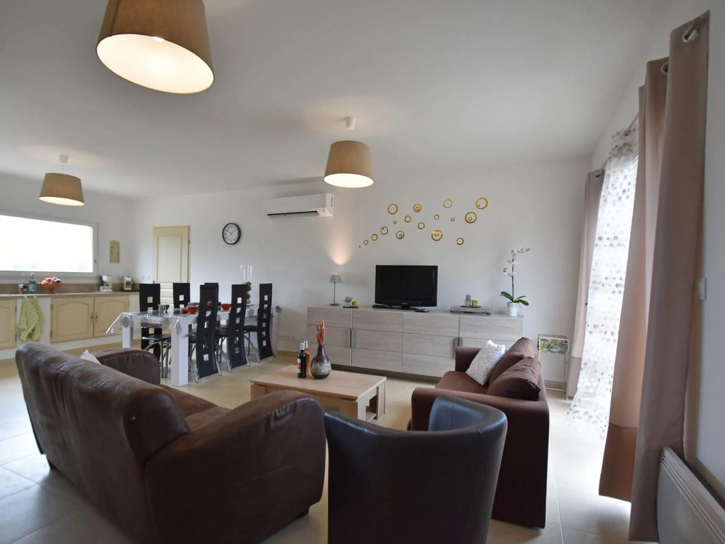 Charming villa in Montmeyan with garden and private pool