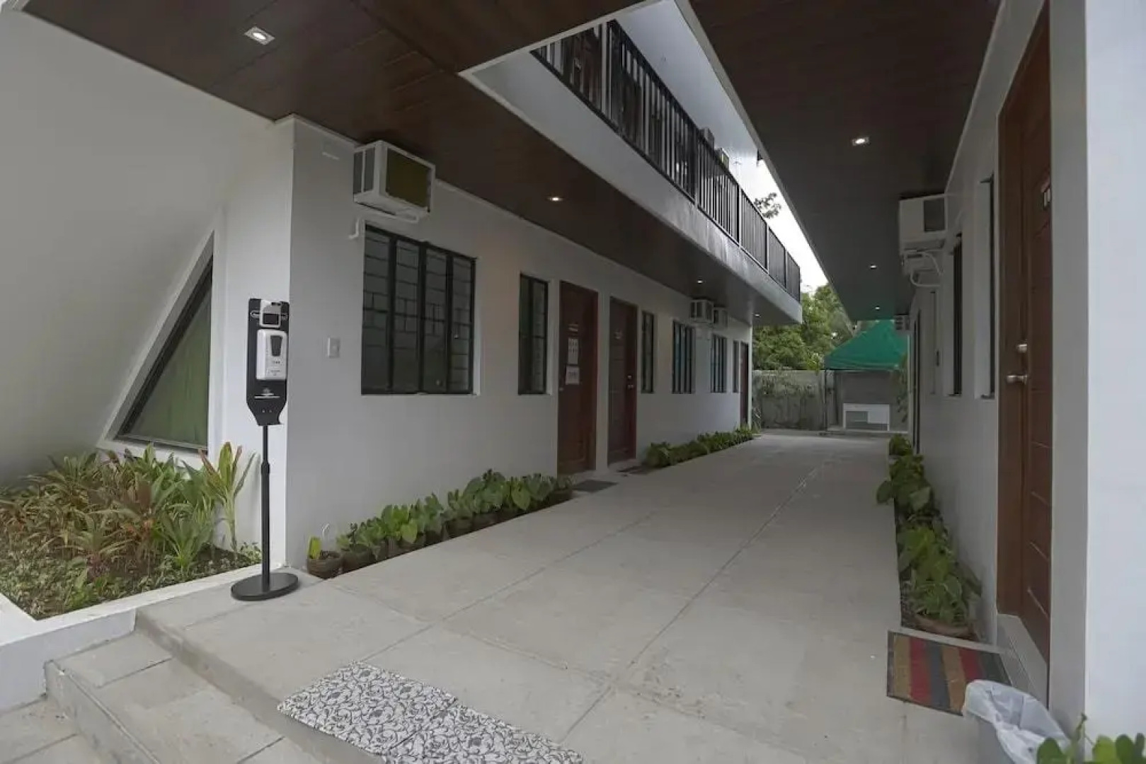 Jade Apartelle by OYO Rooms