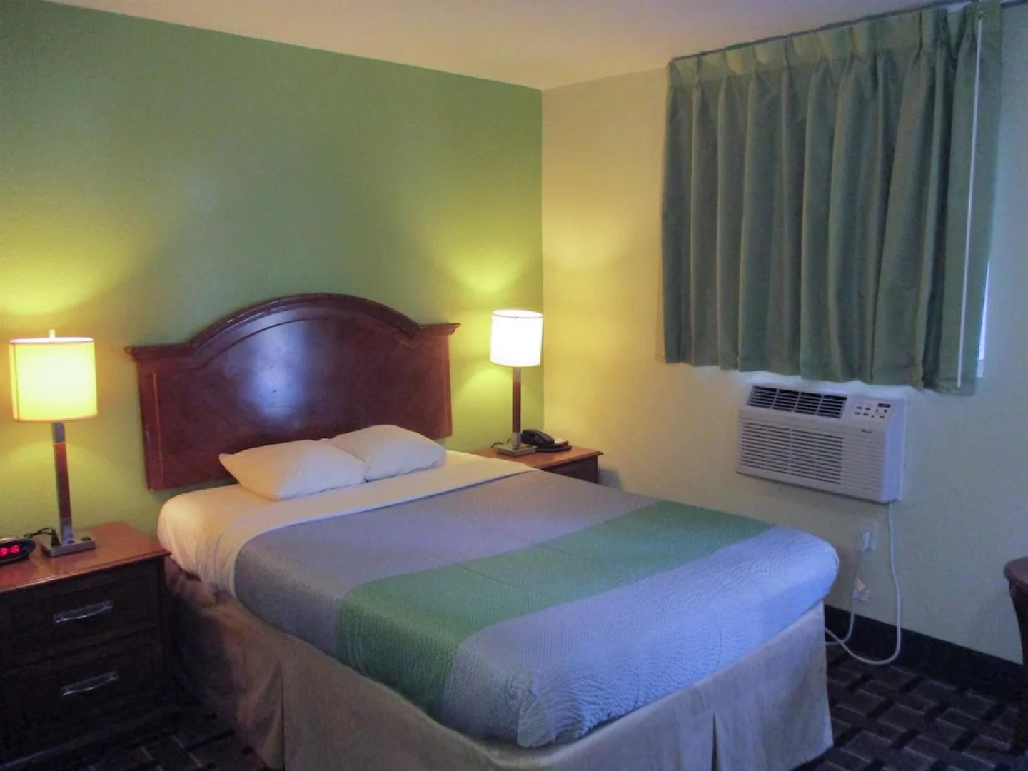 Motel 6 Savannah, GA