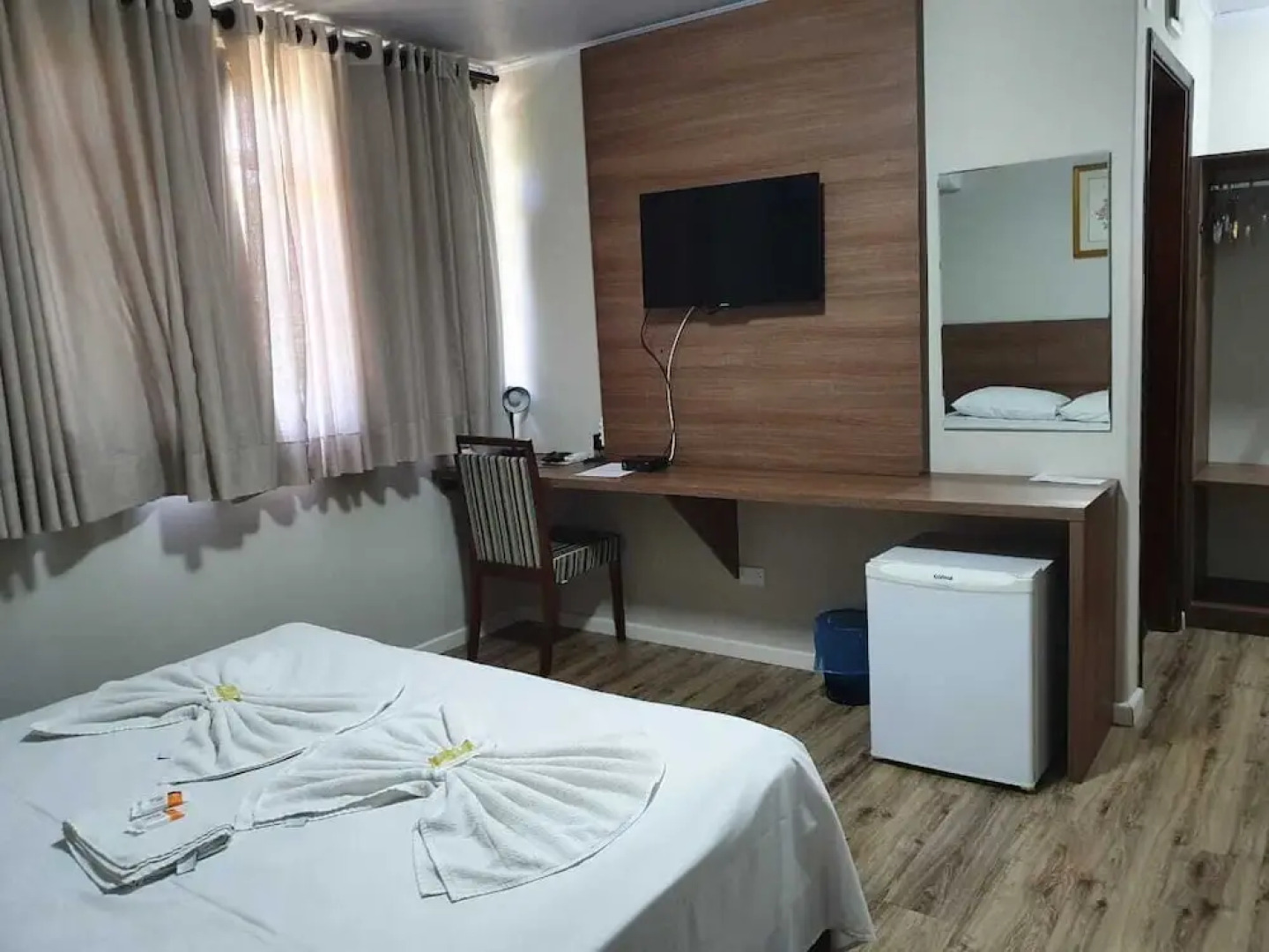 Hotel Estancia Santa Cruz