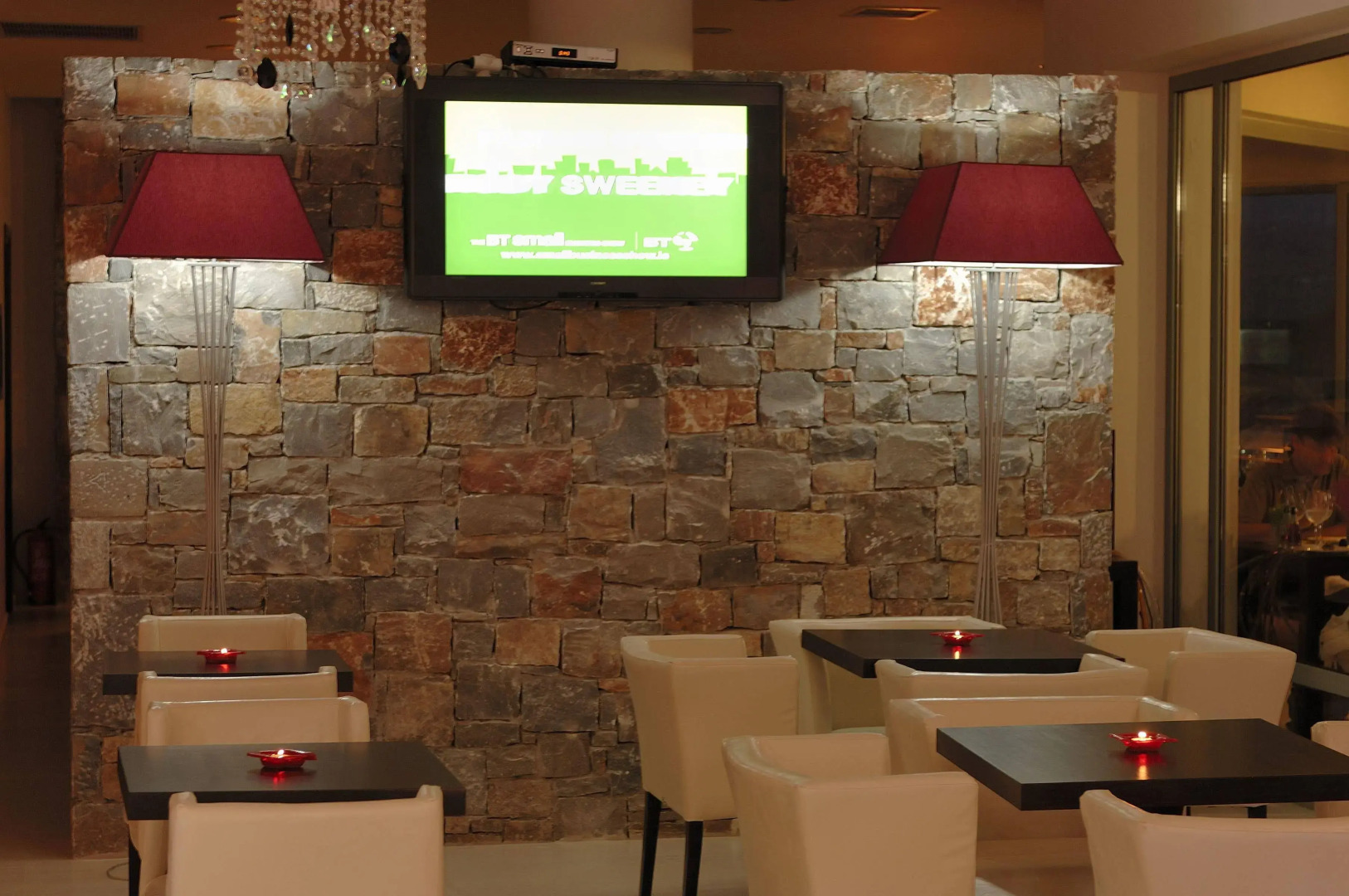 Angela Suites Boutique Hotel