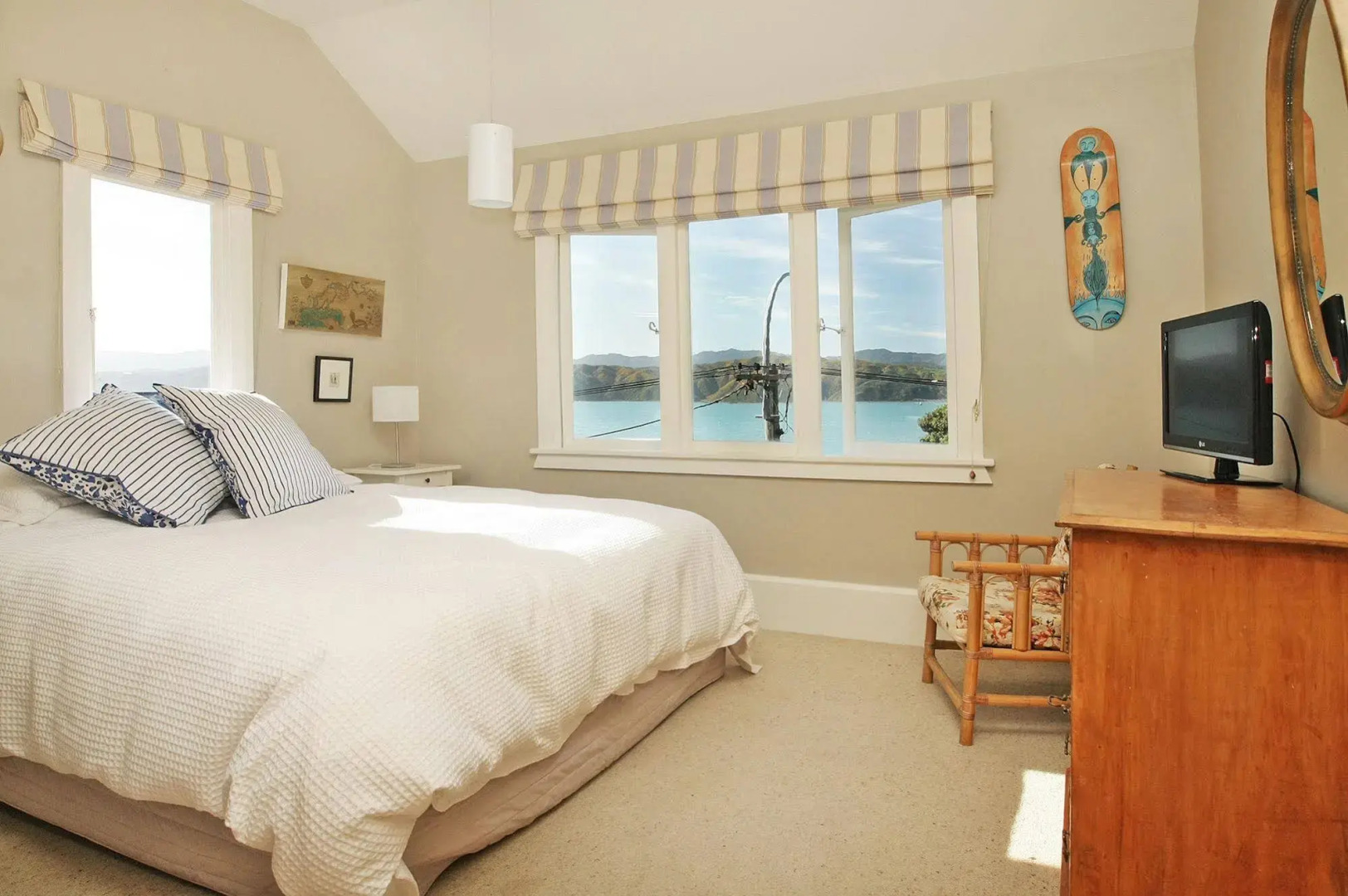Beachfront Wellington Bed and Breakfast