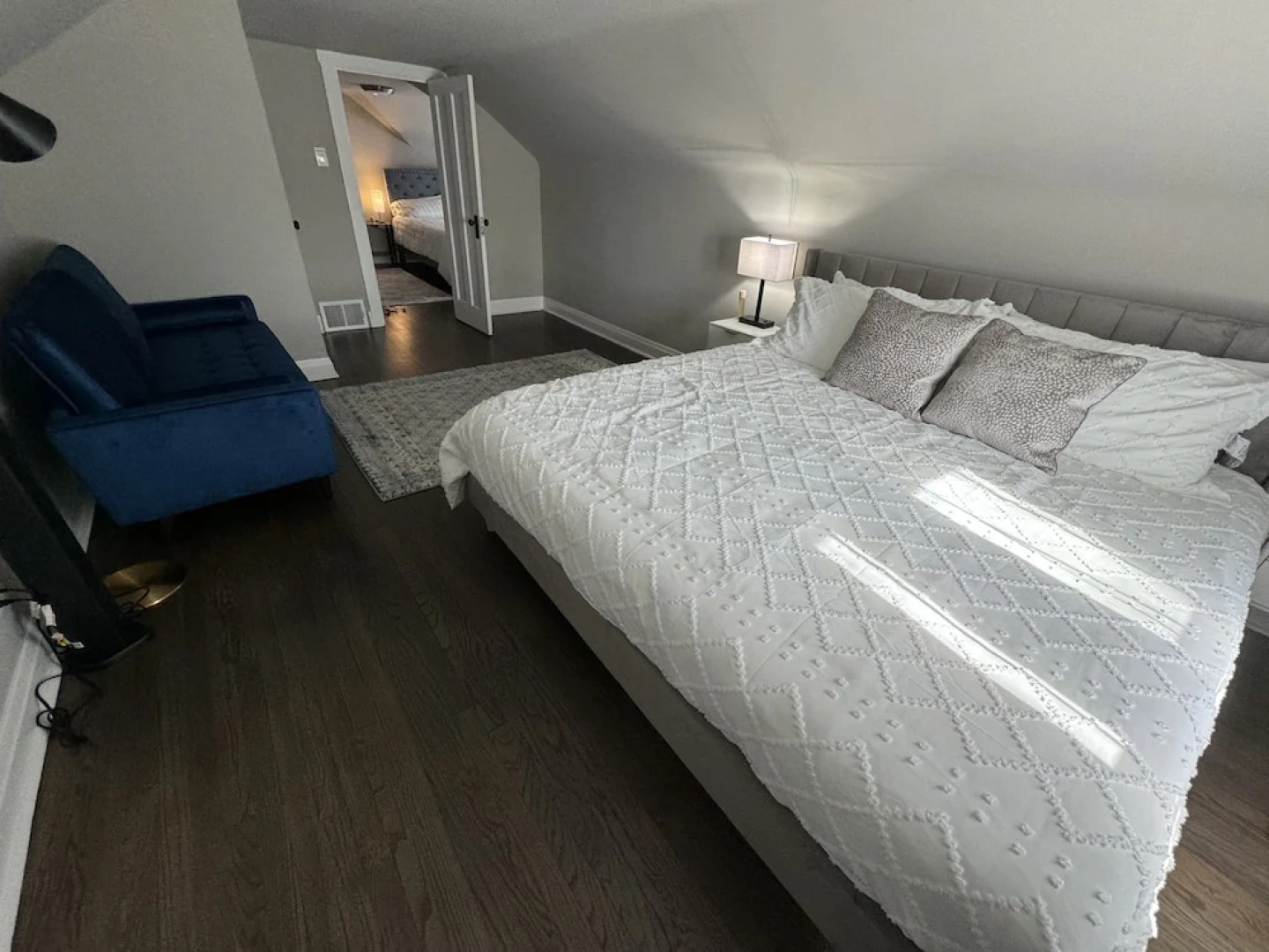 Spacious Retreat Near Convention Centers 4 Bedroom Home by RedAwning