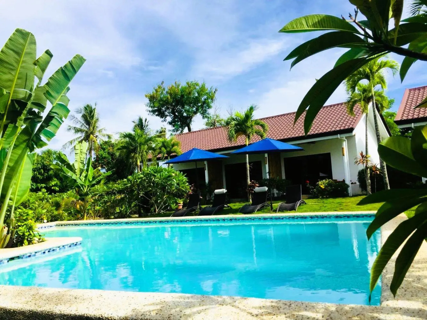 Cabagnow Seaside Resort