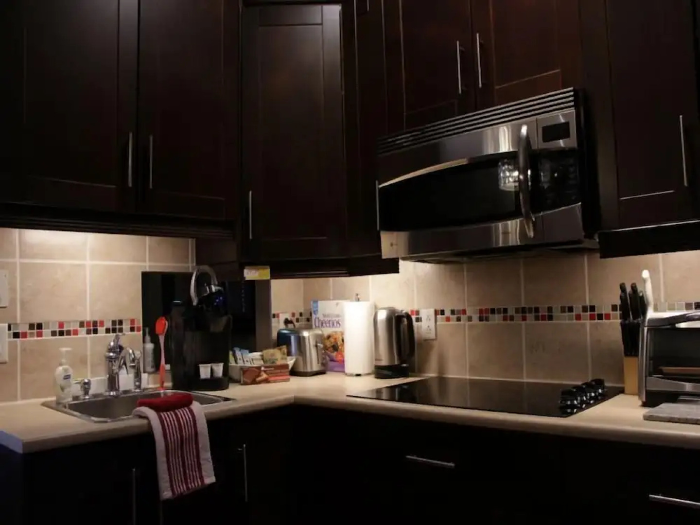 Vieux-Old Farnham Appart Condotel1