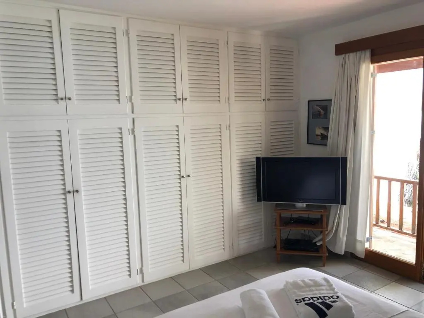 Sea-side 3 BEDROOM- BEACH HOUSE