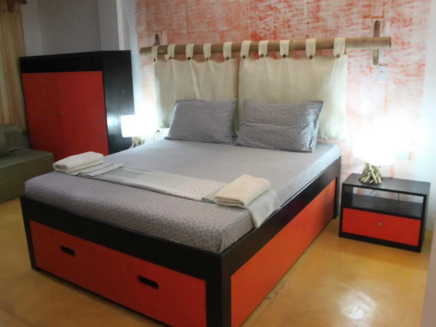 Vanilla Sky Dive Resort