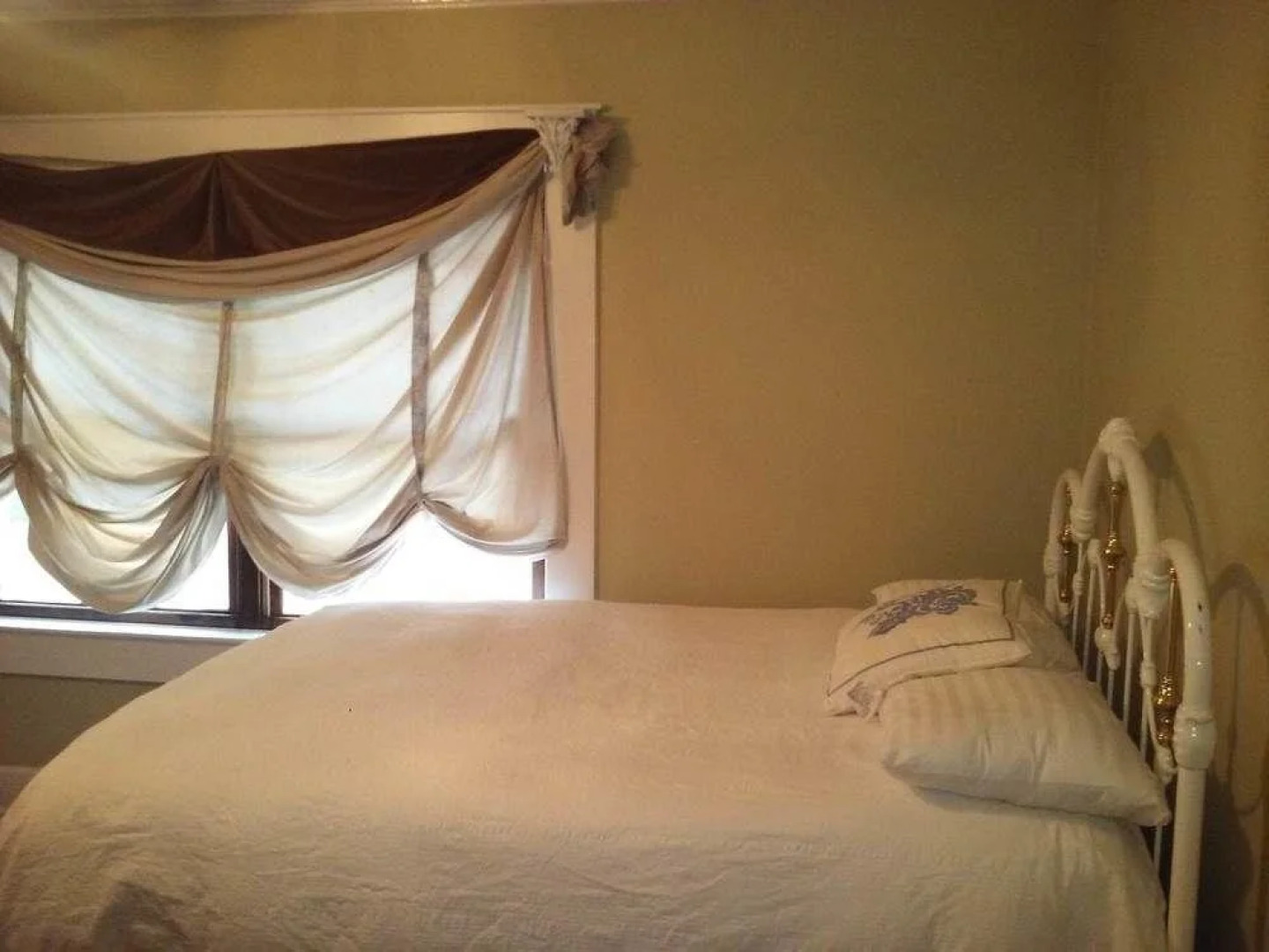 Evonne's Sharing House