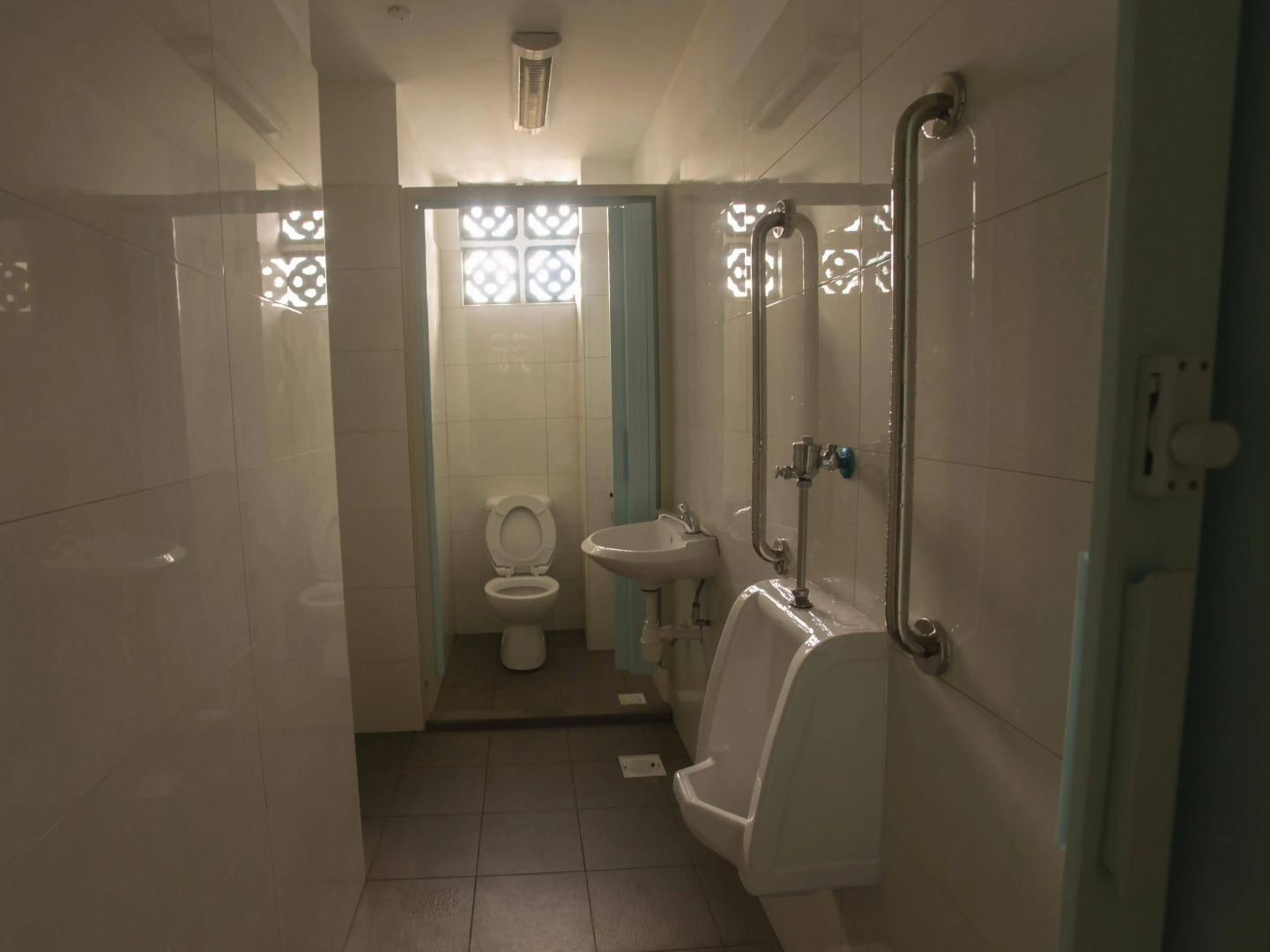 Joyfor Backpackers Hostel