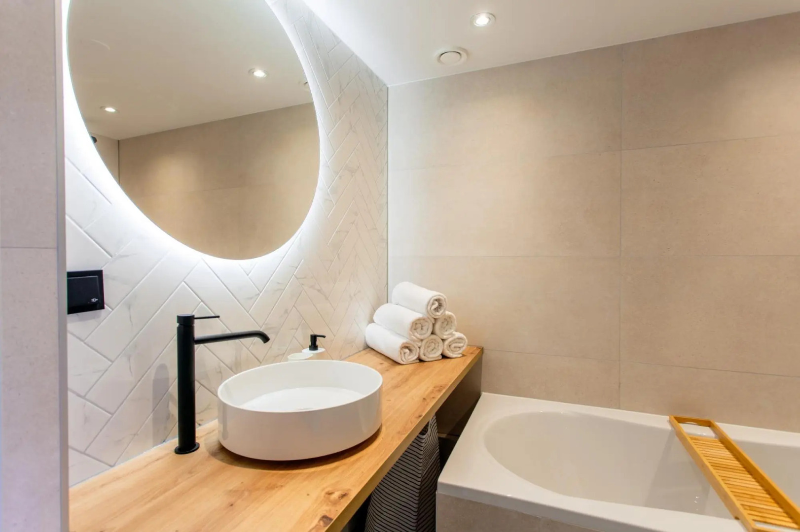 Luxury Mansion at the Harbor Families Only