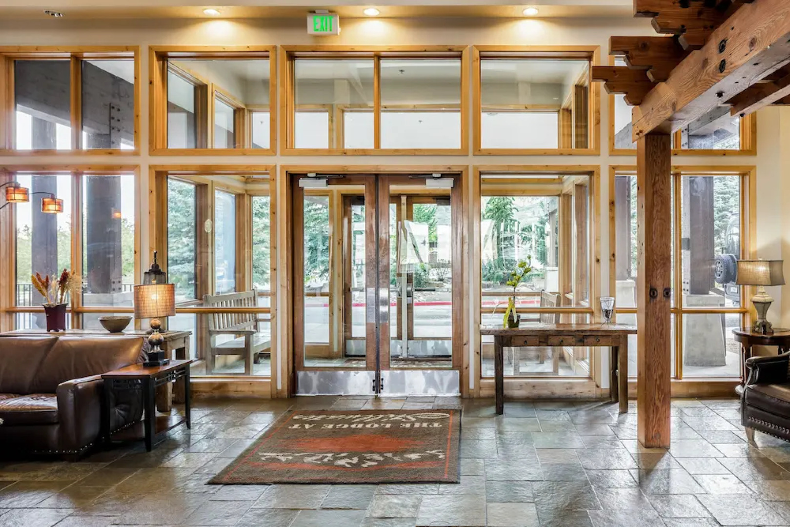 Lake View Ski Chalet