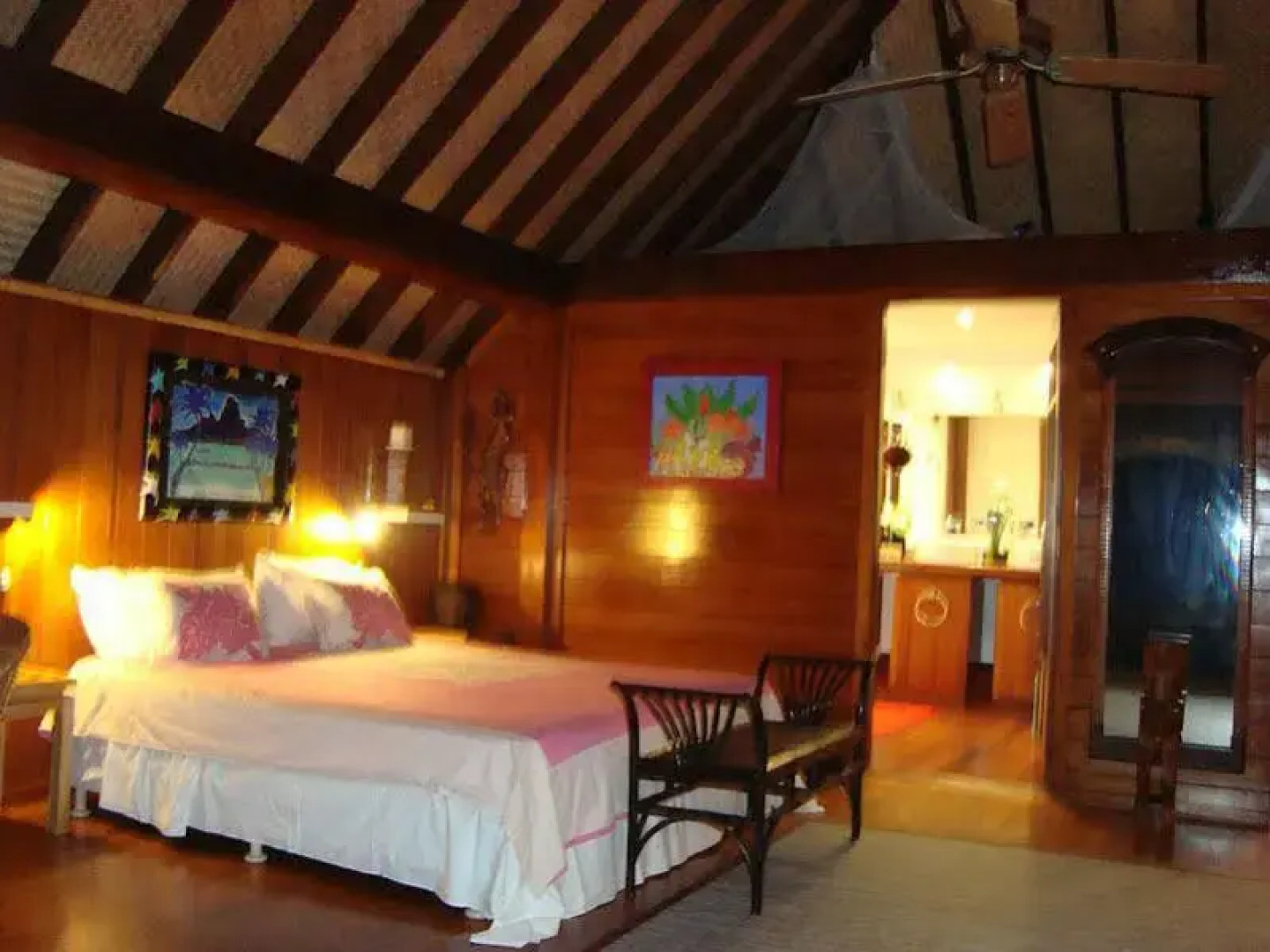 Bora Bora Bungalove