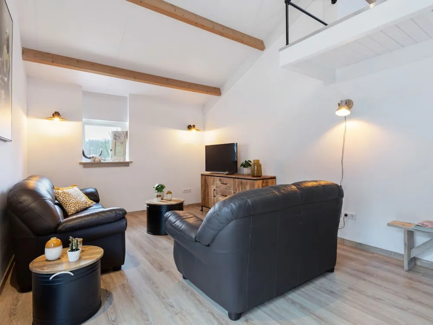 Cozy Holiday Home in Leersum with Courtyard