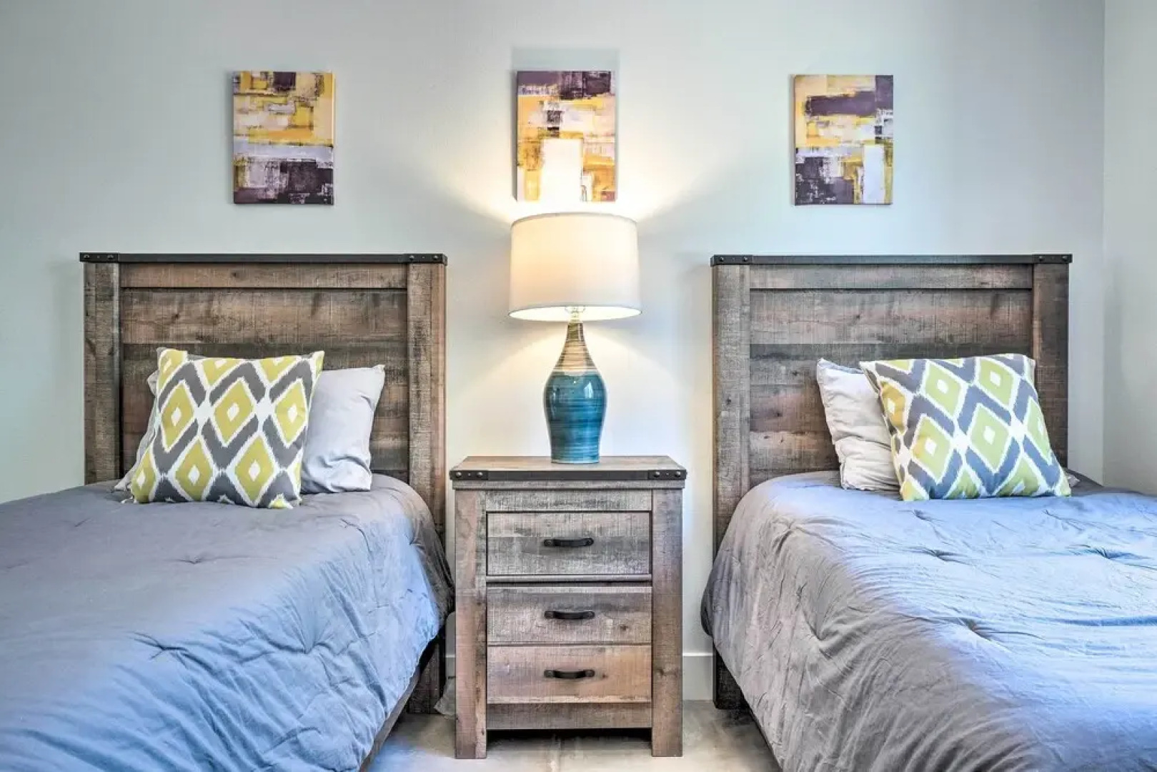 Dtwn Mesquite Condo w/ Resort Pool: Golf & Gamble!