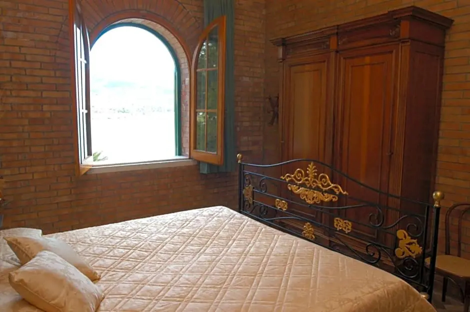 B & B Torre Saracena