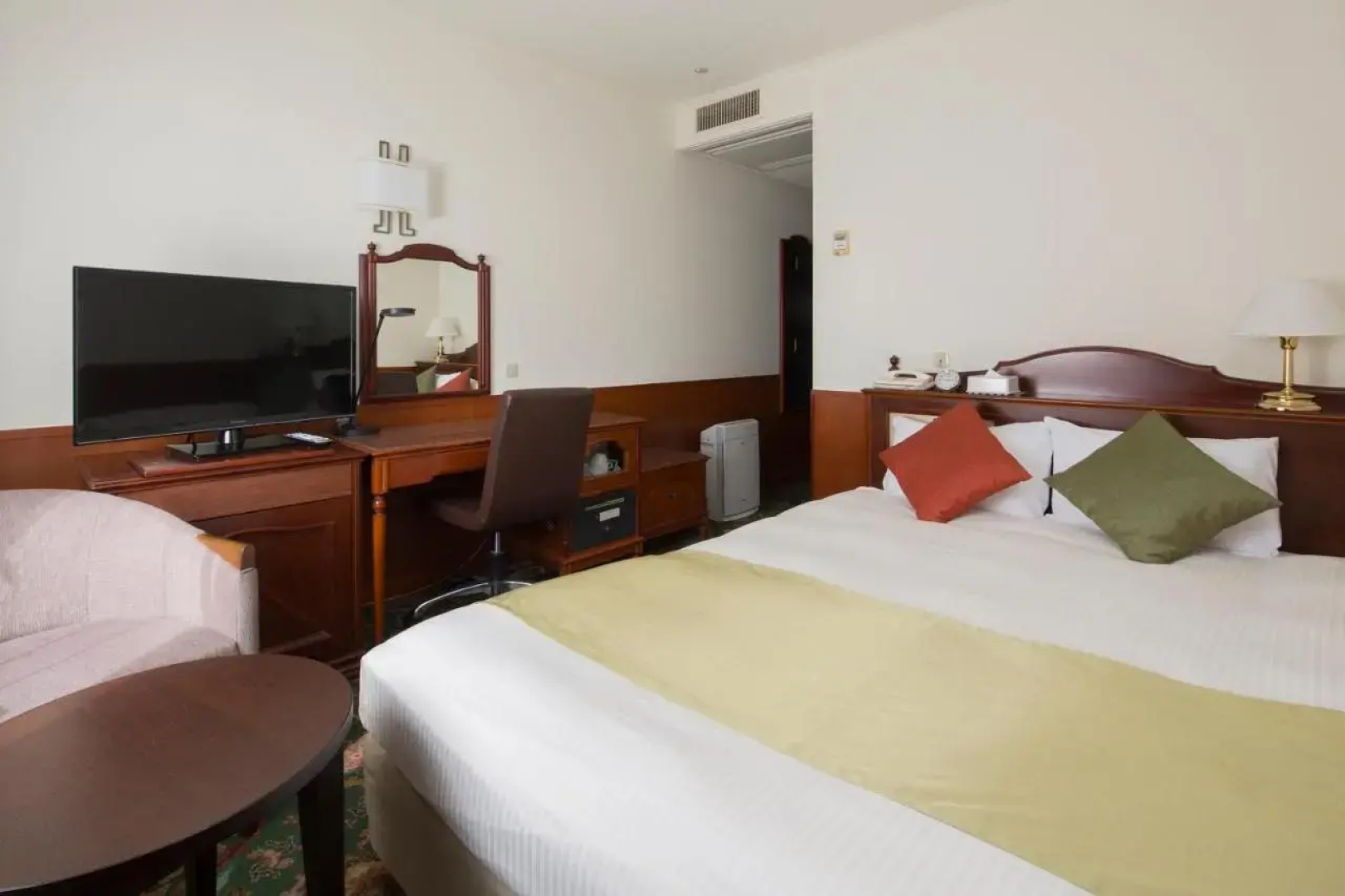 Natural Hot Spring Premier Hotel CABIN Asahikawa