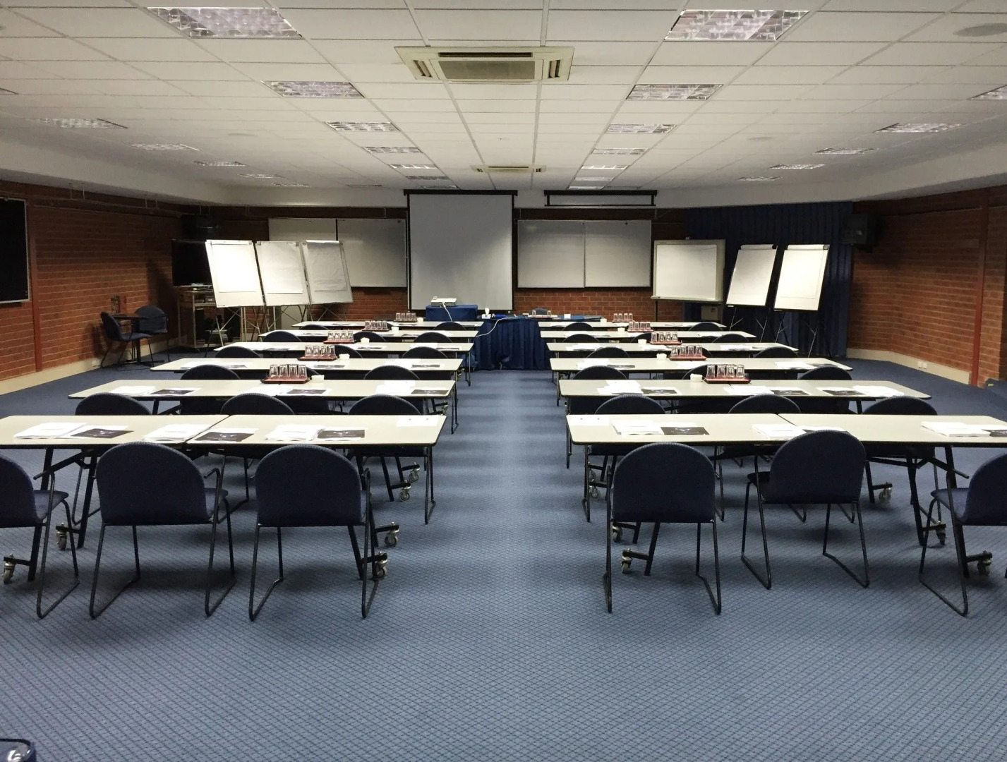 Sovereign Park Motor Inn