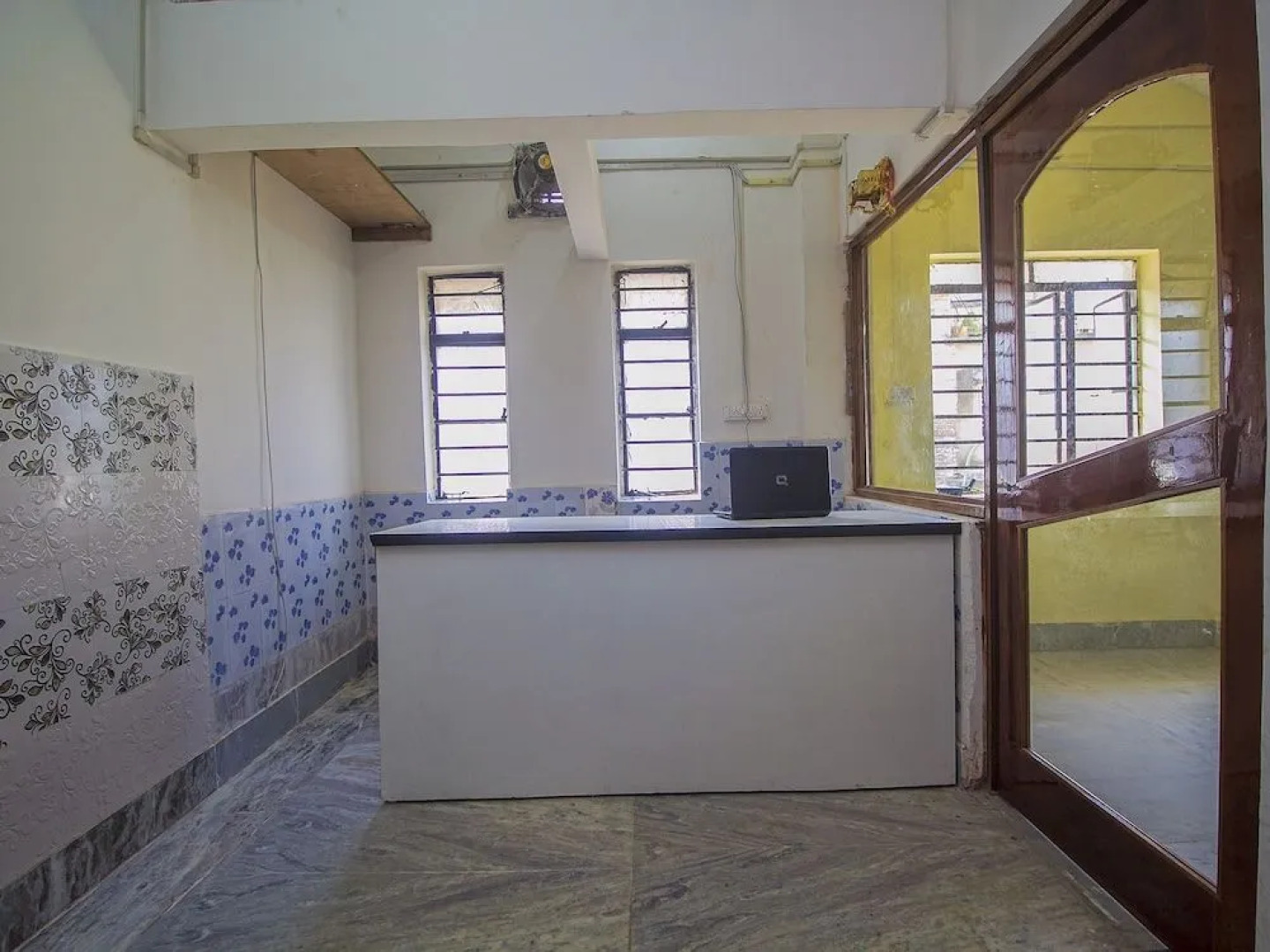 OYO 15721 Simrat Hotel