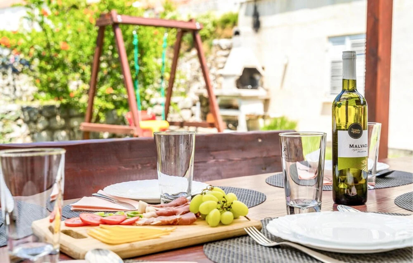 Awesome Home in Trsteno With Wifi and 7 Bedrooms