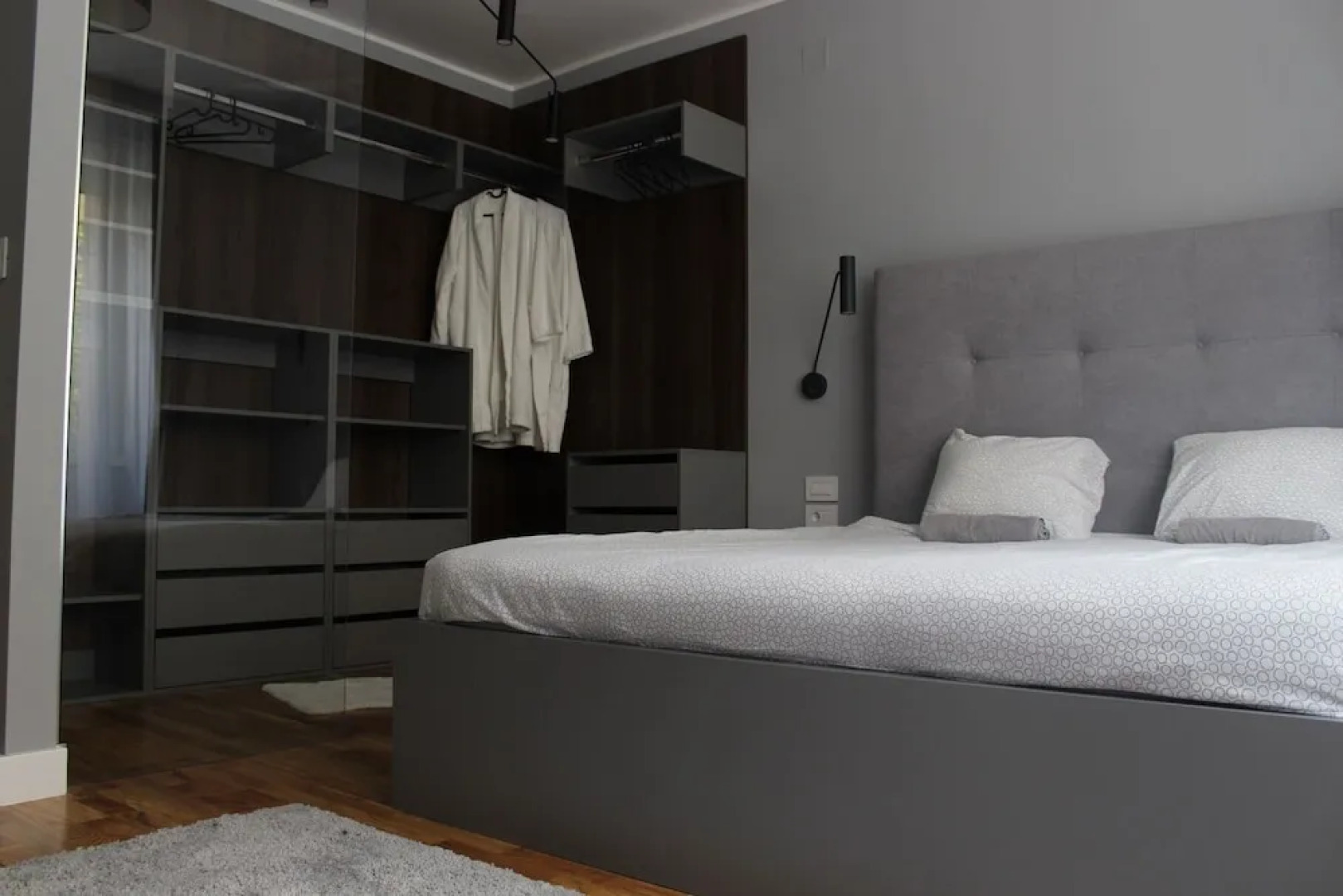 Home Living Apartments