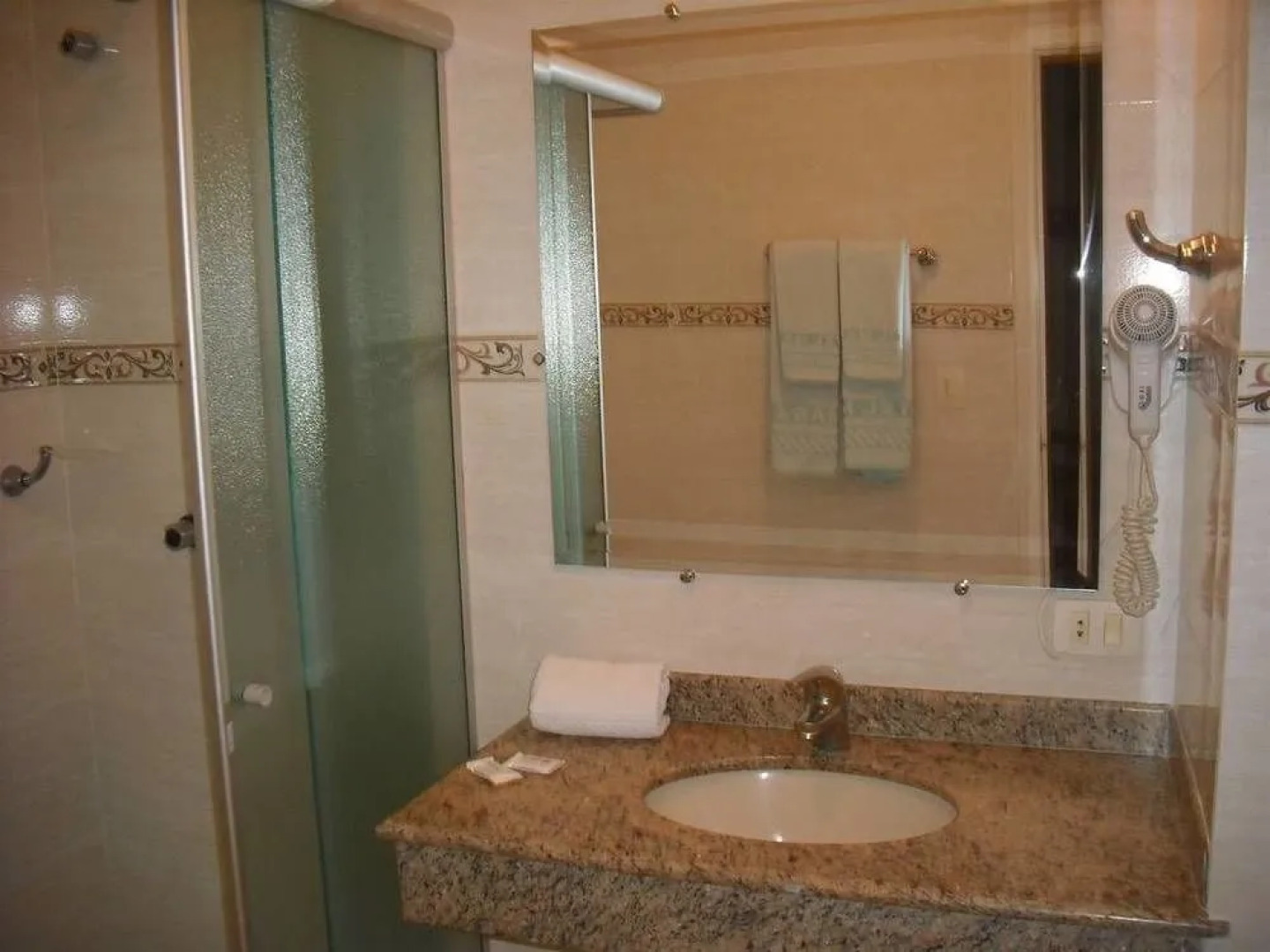 Hotel Curitiba Palace Slim