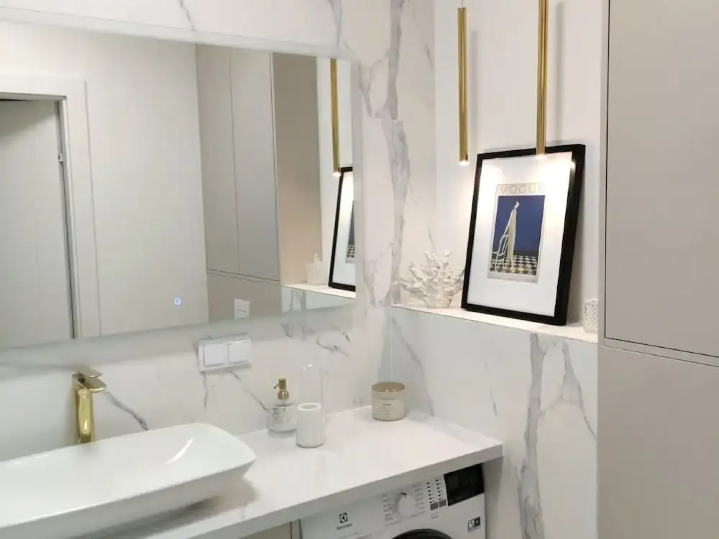 A Comfortable Apartment With a Swimming Pool and Sauna in Dziwnow for 4 People