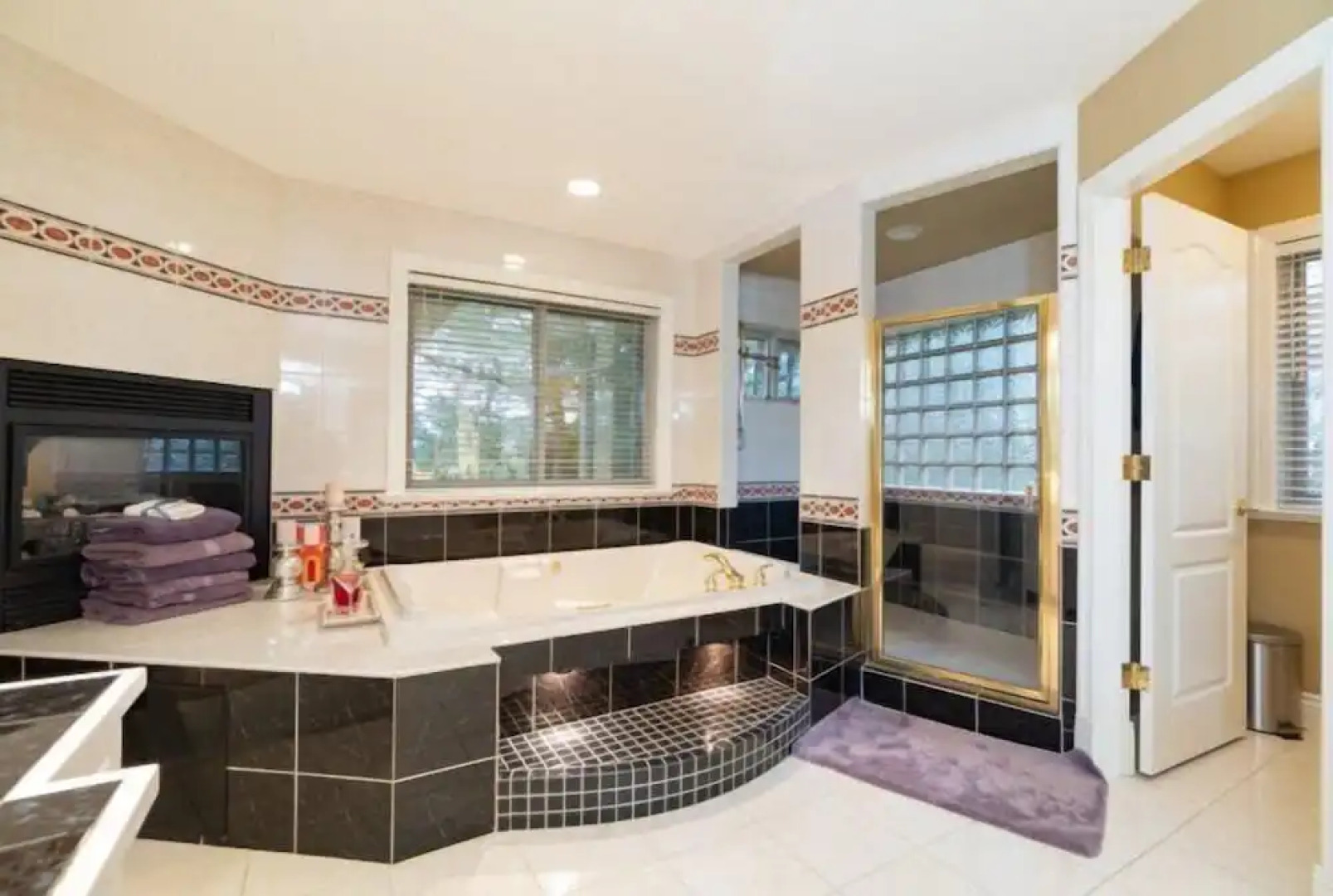 Cedar Manor Bed and Breakfast