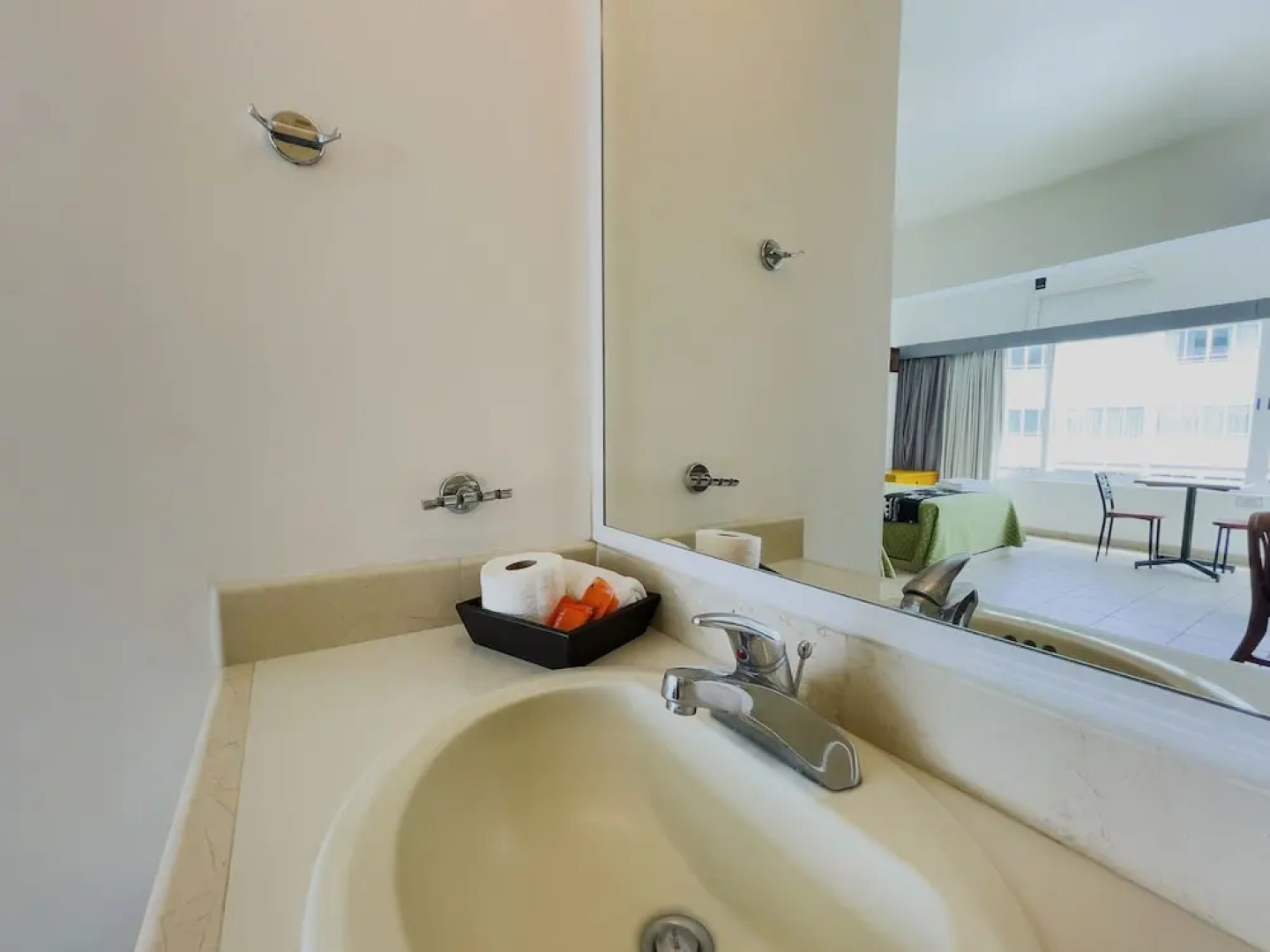 Hotel Puente Nacional & Spa