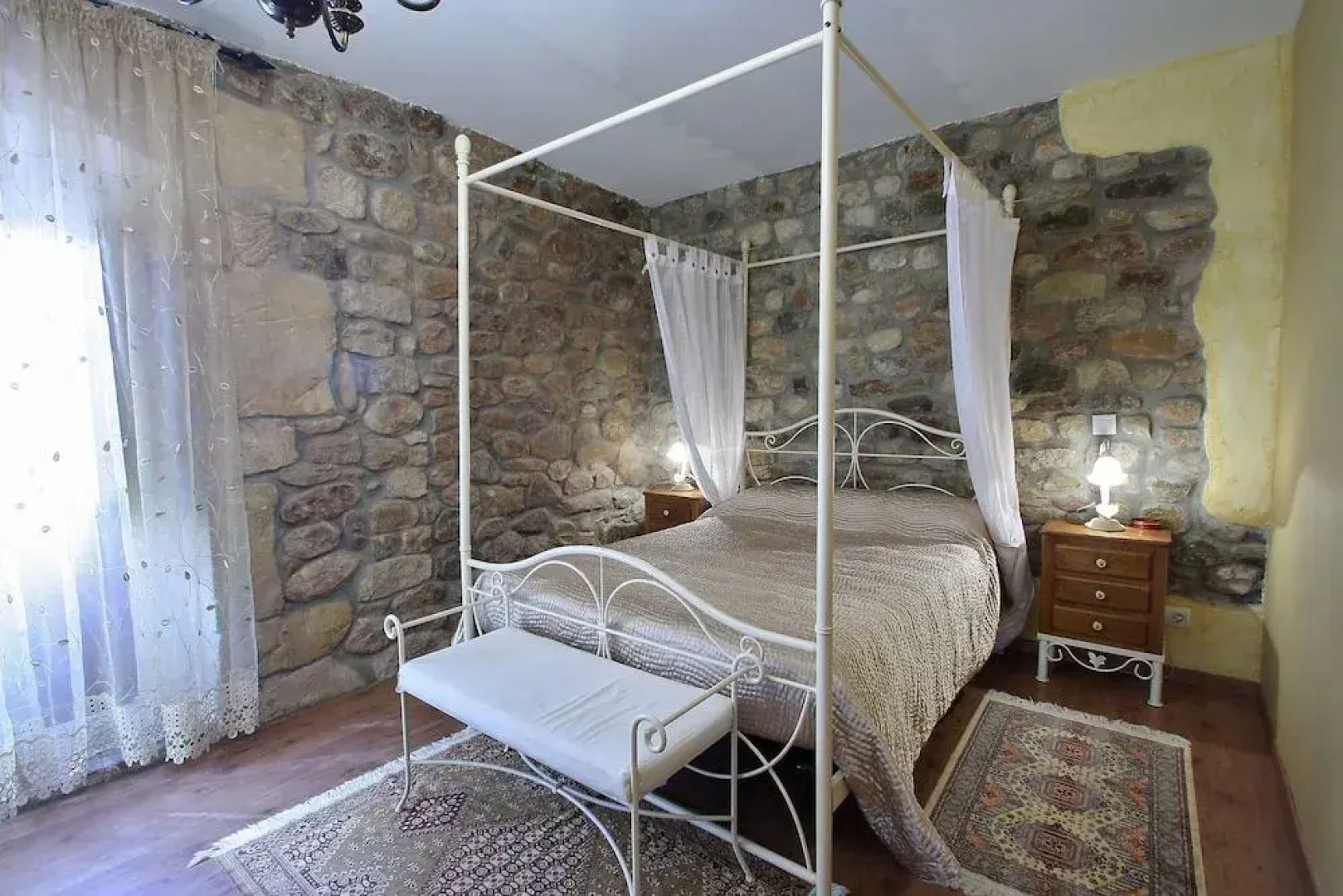 Posada Medieval el Manjon