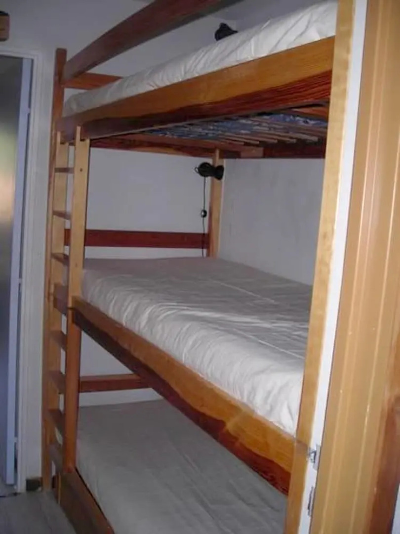 Studio in Allos, With Wonderful Mountain View and Furnished Balcony - 100 m From the Slopes