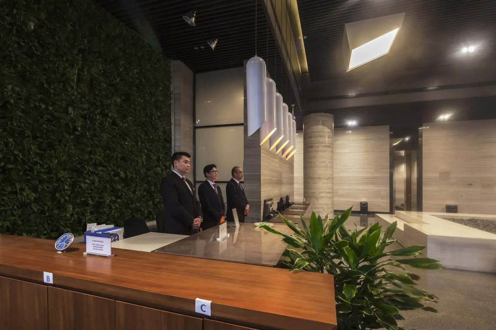 Qingdao Majesty Mansion Hotel