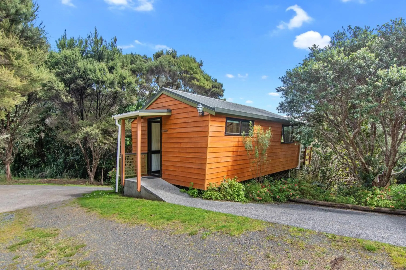 The Cowshed Wairoro Park - Russell Holiday Home