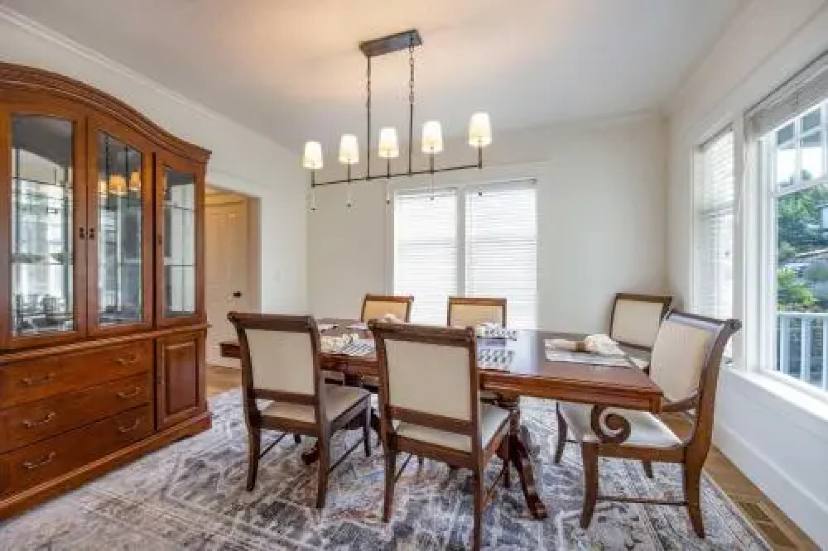 Lincoln River Mt View 4Br 3.5Ba