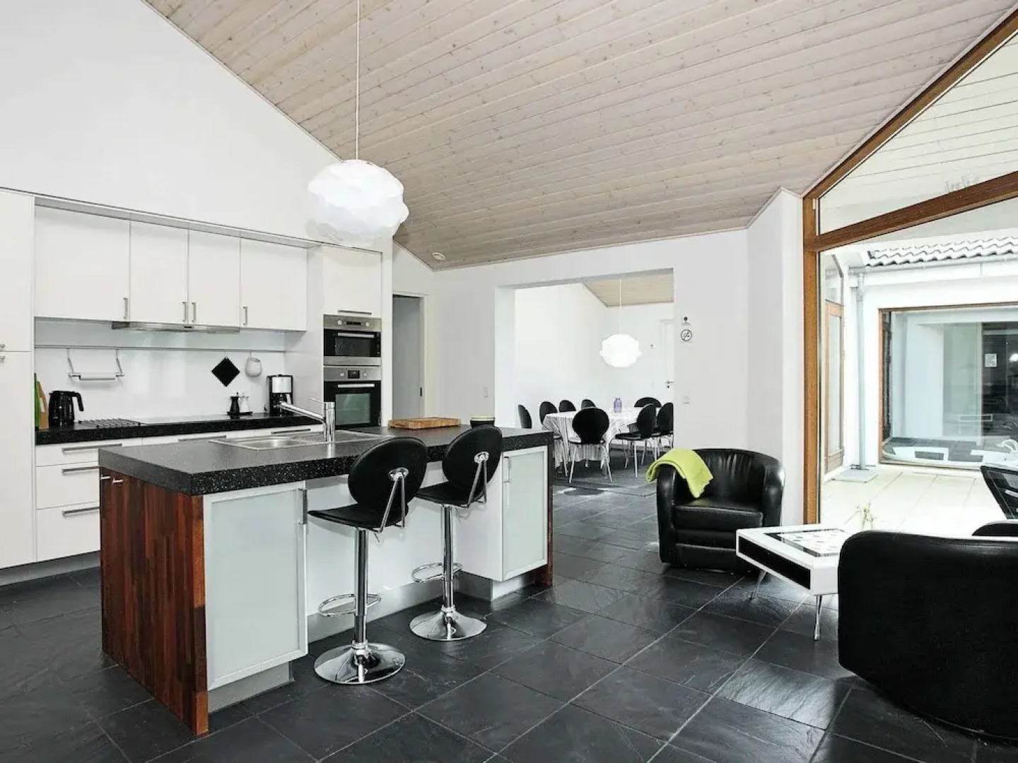 10 Person Holiday Home in Albaek