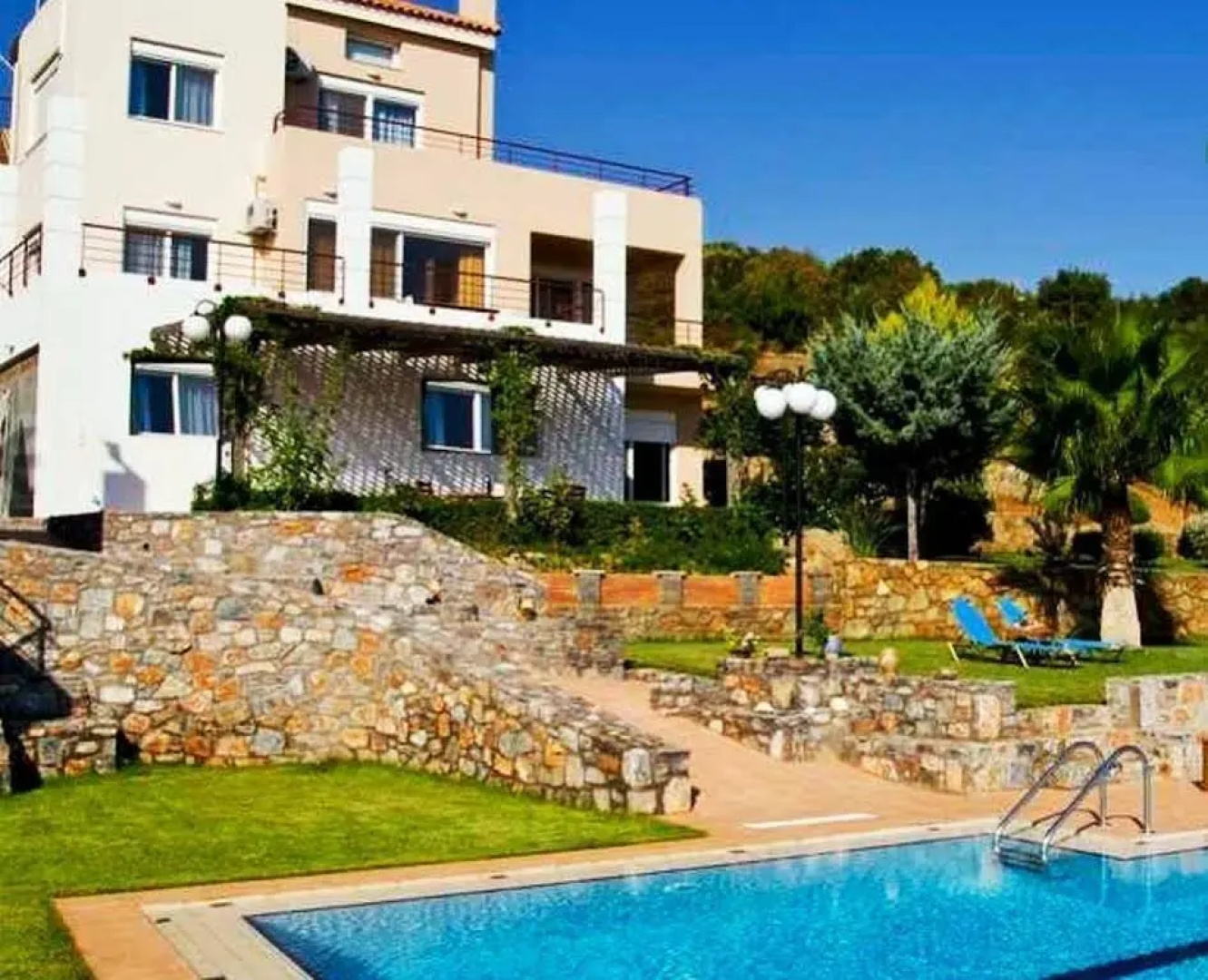 Agnanti Villas