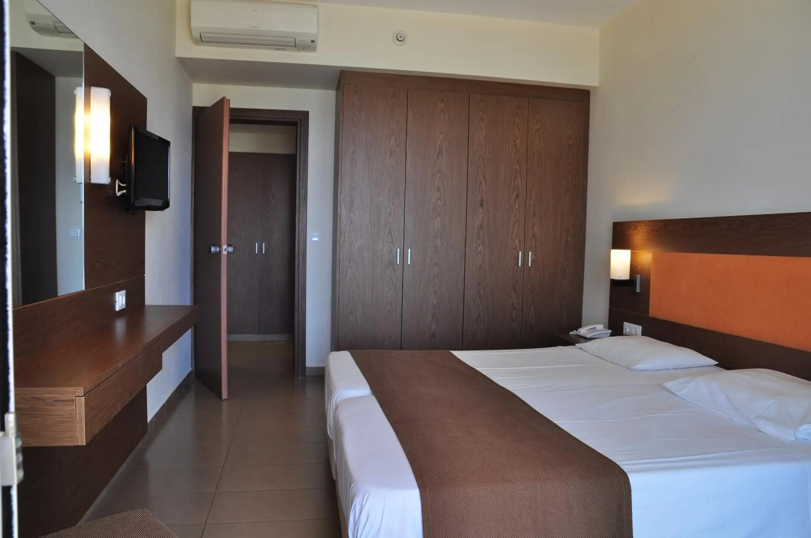 Sea Melody Beach Hotel & Apartments