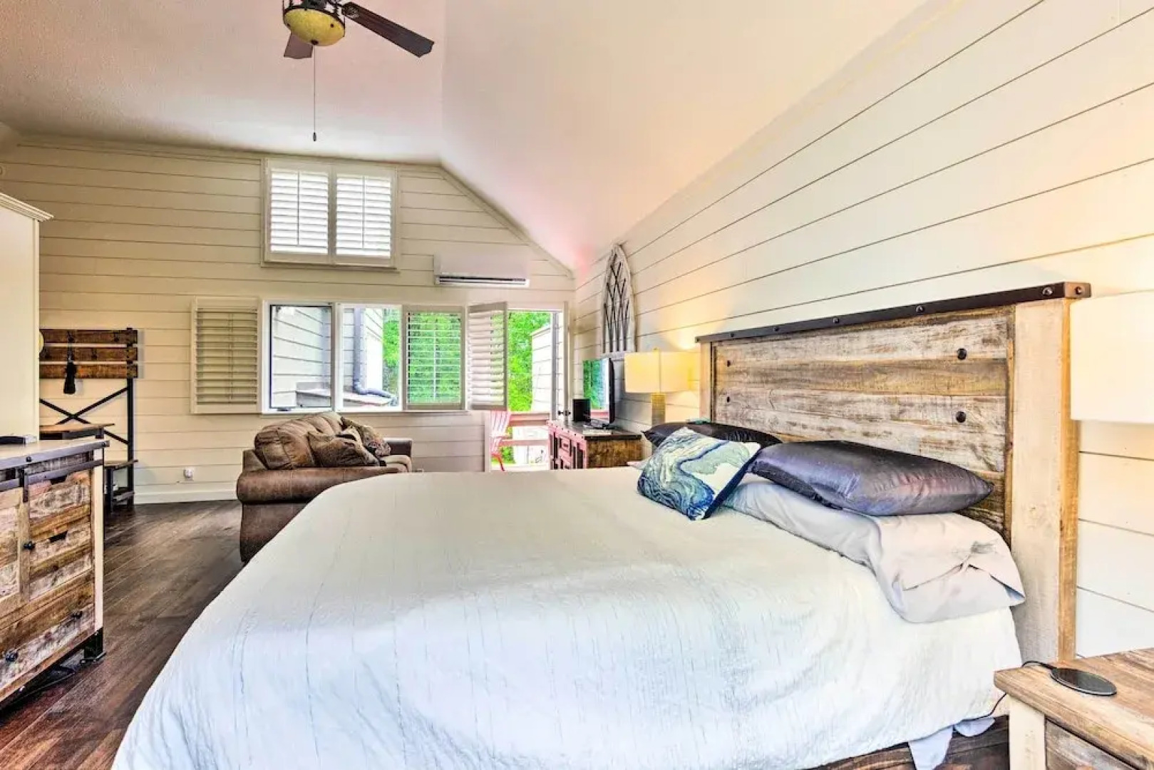 Elegant Sapphire Valley Studio w/ Resort Amenities