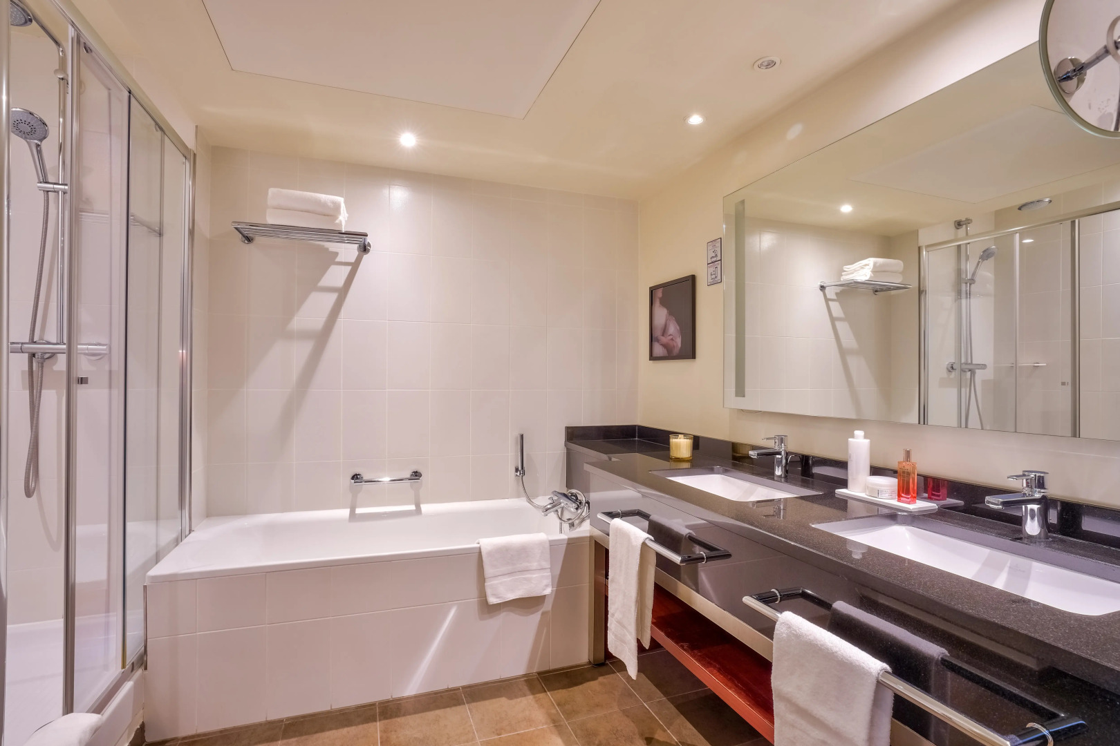 Отель Clarion Paris CDG Airport