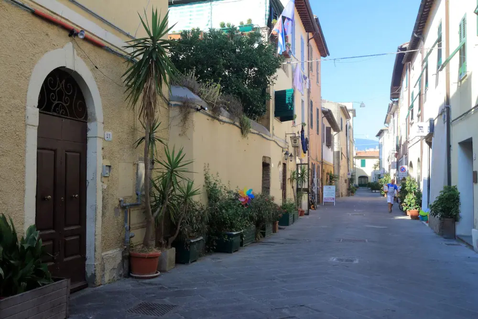 Pimpinnacolo Gardens - My Extra Home