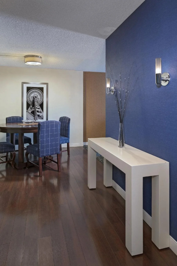 Sheraton Bellevue Hotel