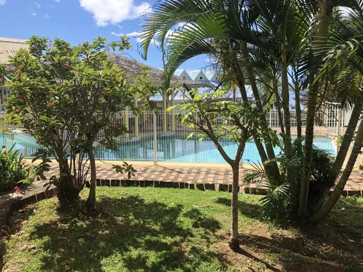 Feels1203 - T1 Duplex