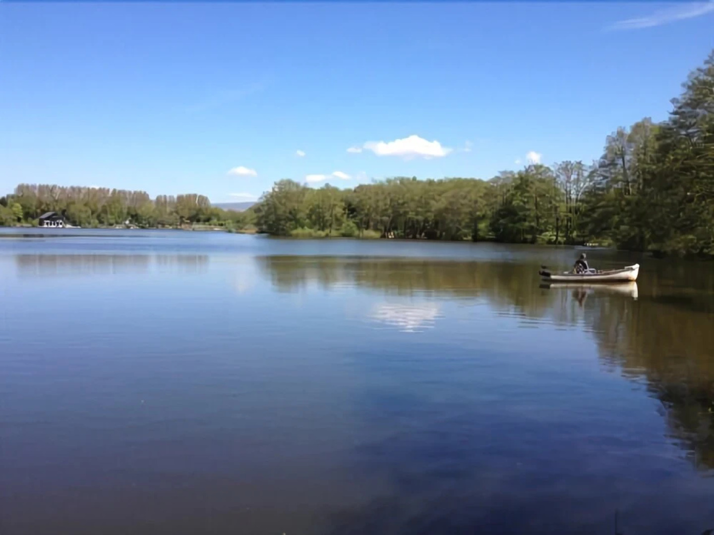 Cleveley Mere Luxury Waterside Lodges