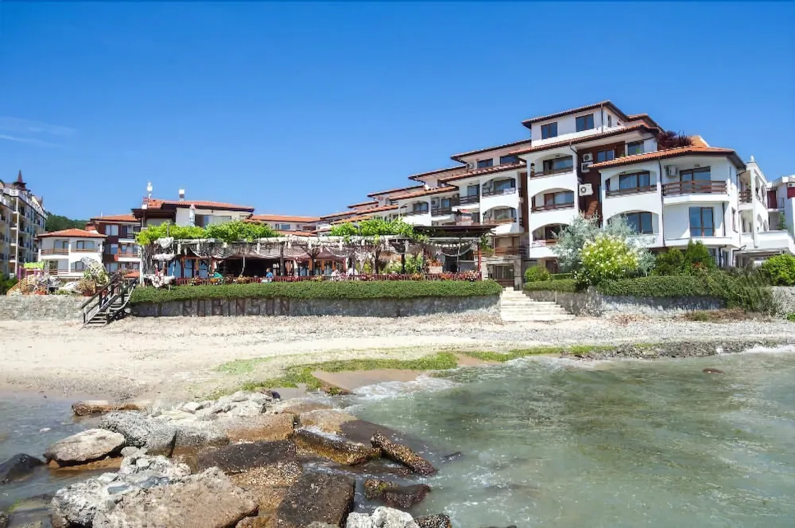 Robinson Vip Apartments