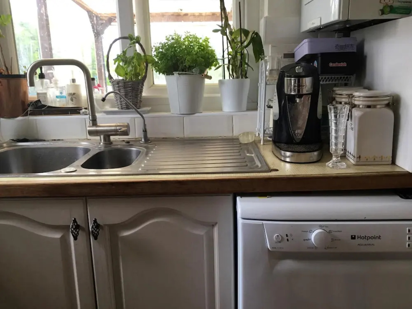 House With 4 Bedrooms in Warminster , With Enclosed Garden and Wifi