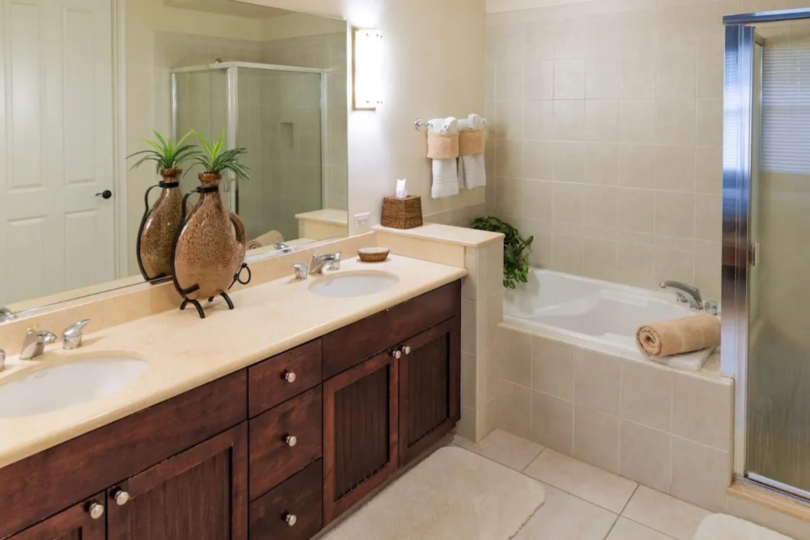 Fairway Villas Penthouse Unit B32 - 2 Br Condo