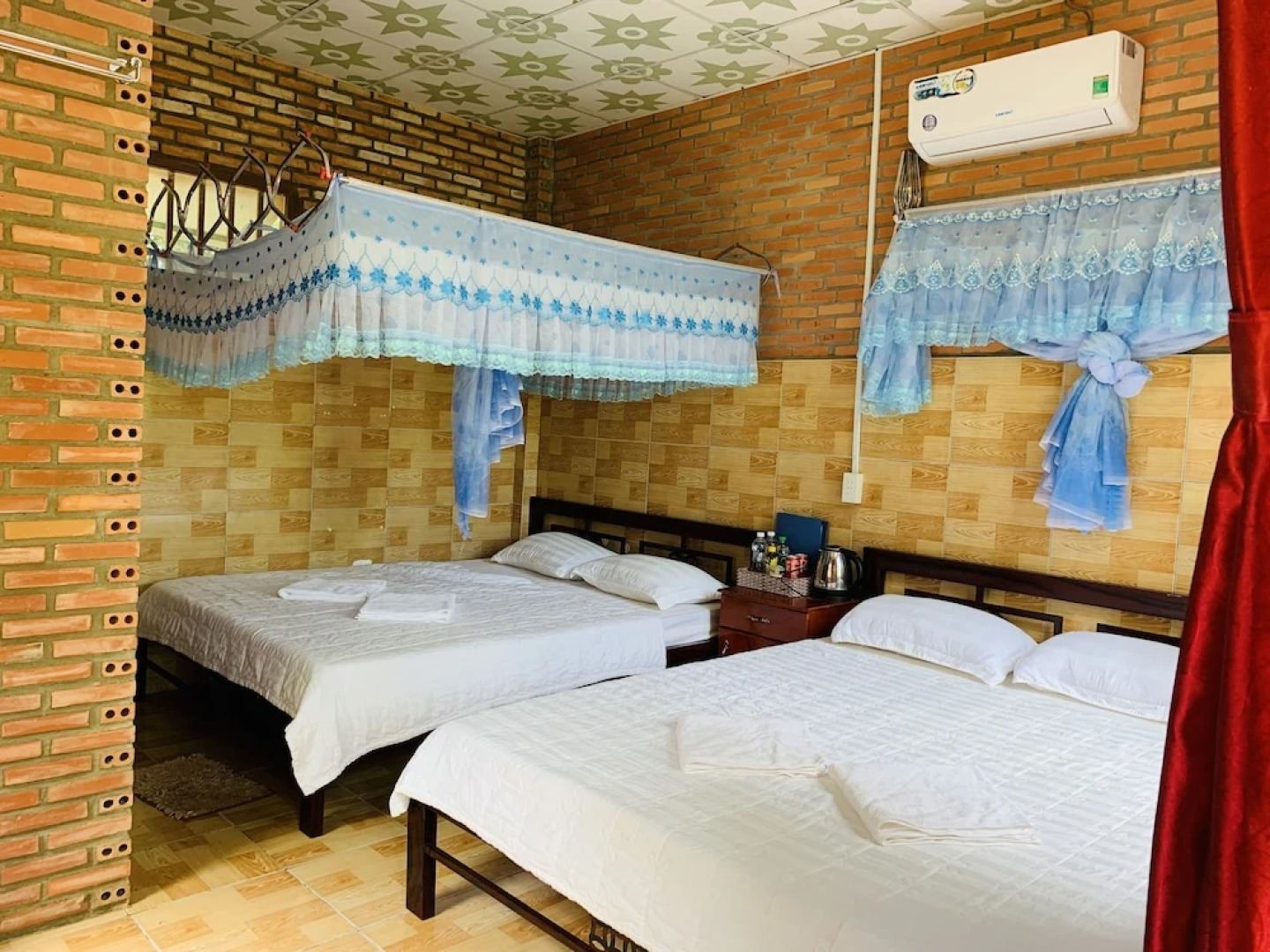 Gibbon Singing Homestay