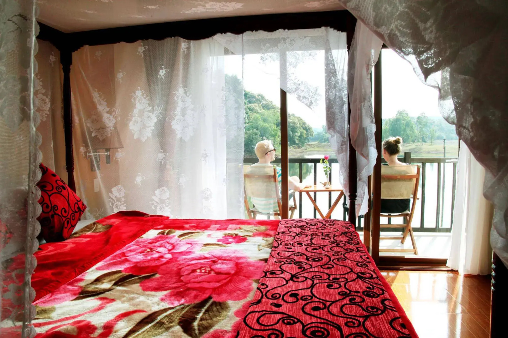 Phong Nha Lake House